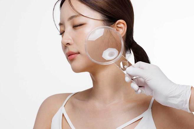 피부과 의사 5인에게 피부 건강을 위해 반드시 하는 습관과 절대 하지 않는 습관을 물었다. /클립아트코리아