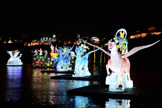 남강 유등 모습. [사진 진주시]