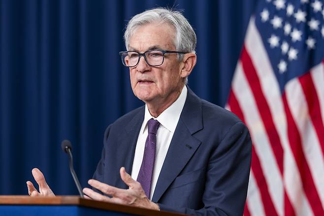 제롬 파월 미국 연방준비제도(Fed·연준) 의장이 18일(현지 시간) 연방공개시장위원회(FOMC) 회의 직후 기자회견을 하고 있다. EPA연합뉴스