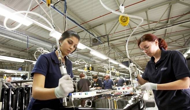 삼성전자 슬로바키아 TV 공장. 사진 제공=삼성전자