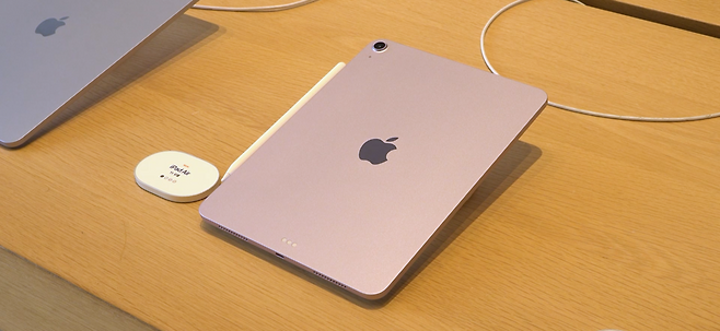 M4 칩 탑재로 돌아온 아이패드 에어. / 사진=차주호 PD