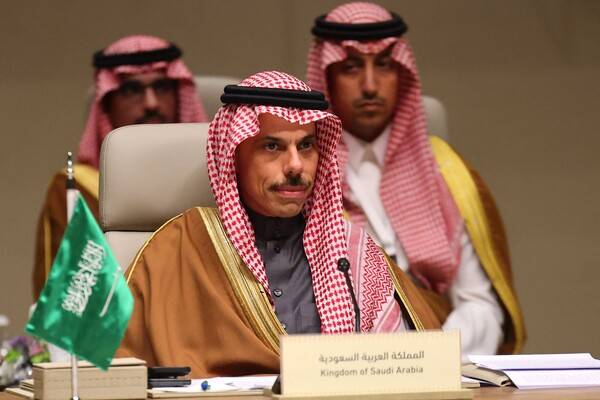 사우디아라비아의 파이살 빈 파르한 알 사우드 외교장관이 19일 리야드에서 열린 아랍 및 이슬람 외교장관회의에 참석하고 있다. 2026. 03. 19 [AFP=연합뉴스]