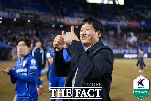 이정효 감독이 이끄는 수원삼성은 오는 21일 김해FC를 상대로 개막 최다 연승기록인 4연승에 도전한다./K리그