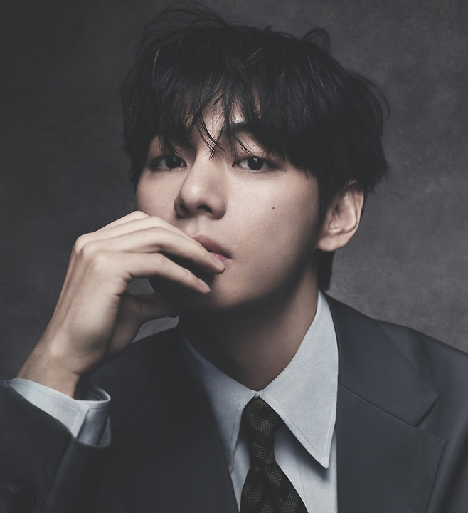 방탄소년단의 멤버 뷔. 빅히트 뮤직 제공
