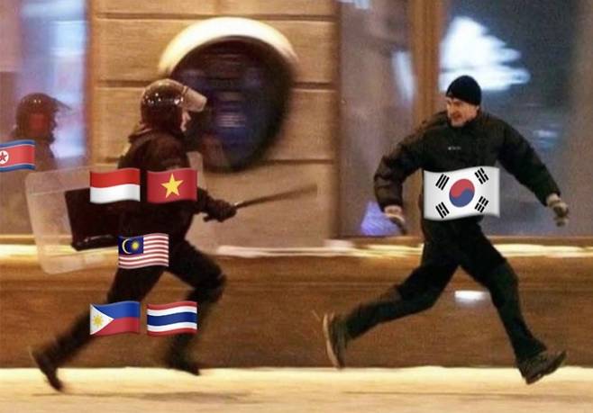 Knetz와 #SEAbling 사이의 갈등을 나타내는 밈(meme). (사진=인스타그램 갈무리)