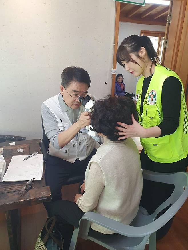 부활절 앞둔 크리스천의사들, 종교 벽 허문 하동 사찰