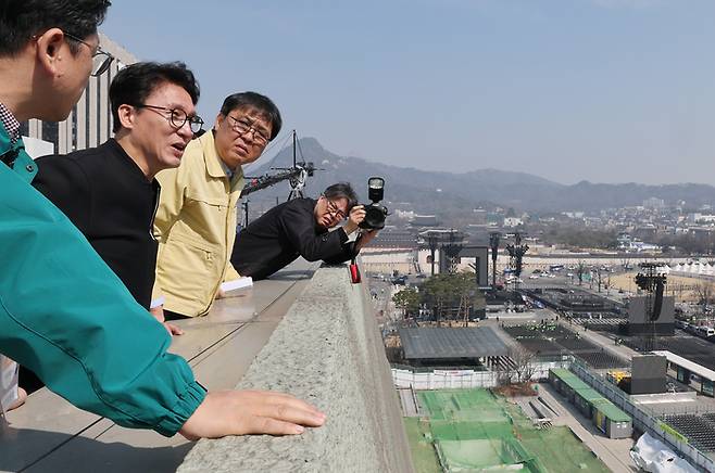 BTS 공연 현장 살피는 김민석 총리 [뉴스1]