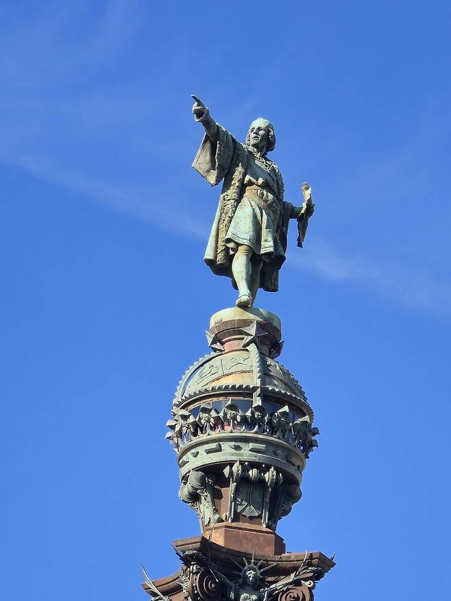 콜롬버스 동상.