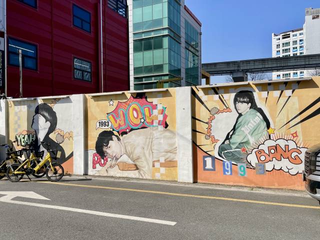 대구 남구 물베기거리에 그려진 BTS 멤버 슈가 벽화. 이곳과 인접한 중구 남산동은 슈가의 작업실이 있었던 곳으로 알려져있다. 이연정 기자