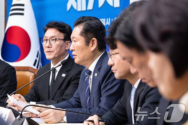 정청래 더불어민주당 대표가 22일 오후 서울 여의도 국회에서 열린 '제7차 고위당정협의회'에서 모두발언하고 있다. 2026.3.22 ⓒ 뉴스1 이승배 기자