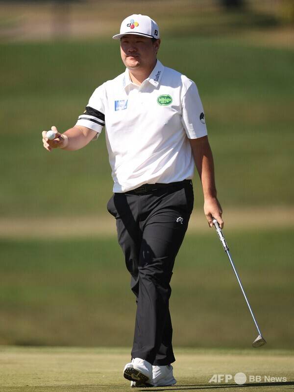 2026년 미국프로골프(PGA) 투어 발스파 챔피언십(벌스파 챔피언십) 우승 경쟁에 뛰어든 임성재 프로가 3라운드에서 경기하는 모습이다. 사진제공=ⓒAFPBBNews = News1 (사진을 무단으로 사용하지 마십시오.)