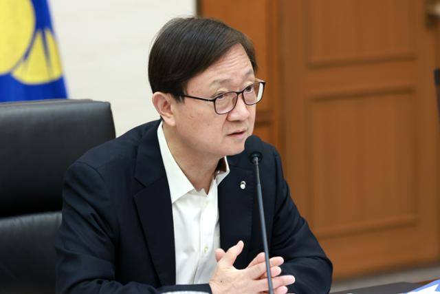 이찬진 금융감독원장이 20일 서울 여의도 금융감독원 본원에서 열린 제1차 소비자위험대응협의회를 주재하고 있다. 금융감독원 제공