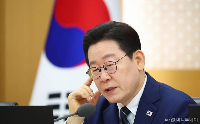 [세종=뉴시스] 고범준 기자 = 이재명 대통령이 17일 세종시 정부세종청사에서 열린 국무회의에서 발언하고 있다. 2026.03.17. bjko@newsis.com /사진=