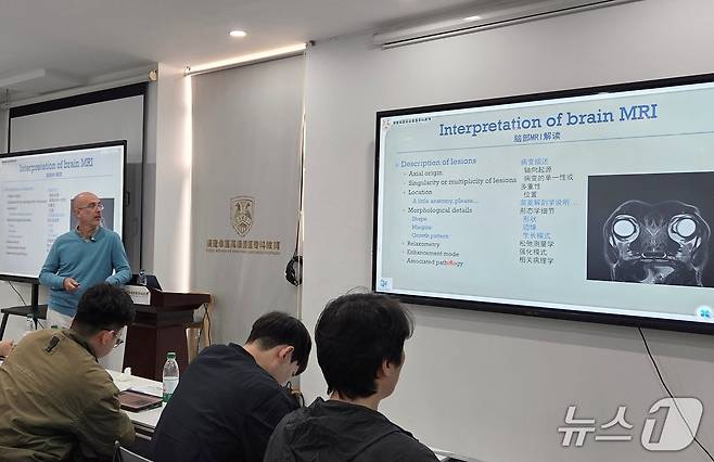 EAVSI가 주최하는 신경외과 국제 핸즈온 과정이 23일 중국 상하이에서 열렸다. ⓒ 뉴스1