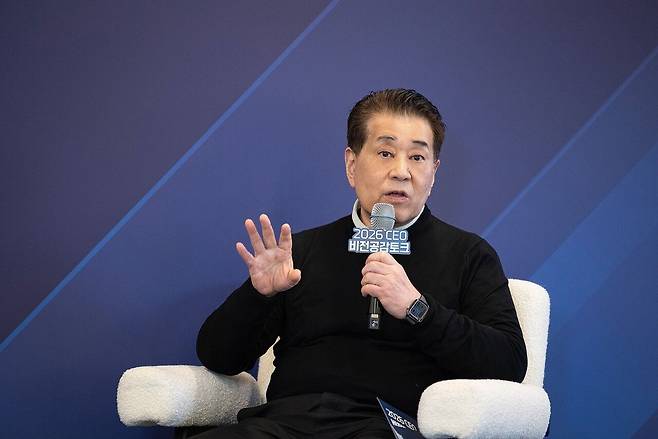 장인화 포스코그룹 회장은 사내 공감토크를 열고 임직원들에게 회사의 방향성을 설명한다. 장 회장 취임 후 사내에 리버럴한 문화가 커지고 있다는 말이 나온다. [사진 포스코]