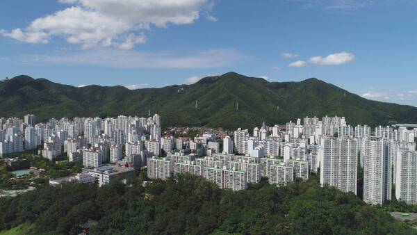 군포 산본 9-2구역 등이 포함된 1기 산본신도시 전경. 군포시 제공
