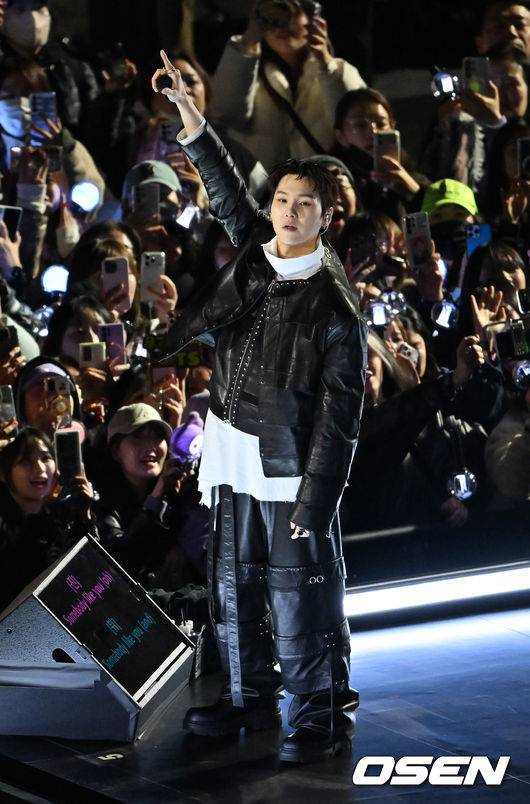 슈가, 시크한 무대 (사진=민경훈 기자)