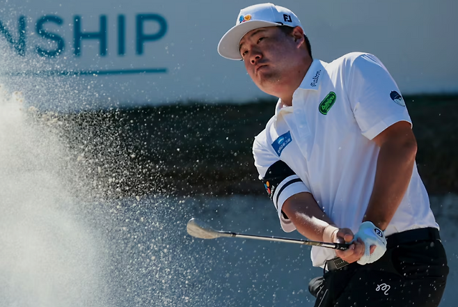 사흘간 선두를 달렸던 임성재가 발스파 챔피언십 최종 라운드에서 경기를 펼치고 있다. PGA 투어