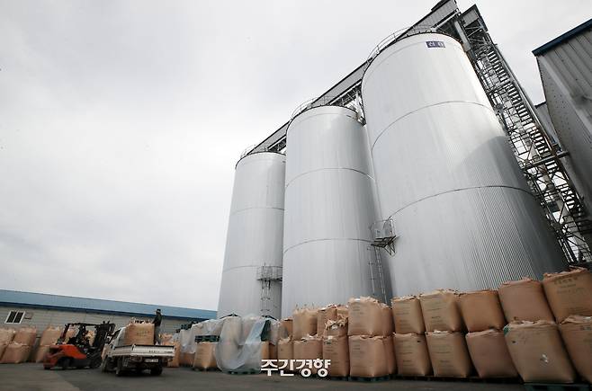 전남 신안 지도읍에 있는 북신안농협 미곡종합처리장(RPC) 모습. 서성일 선임기자