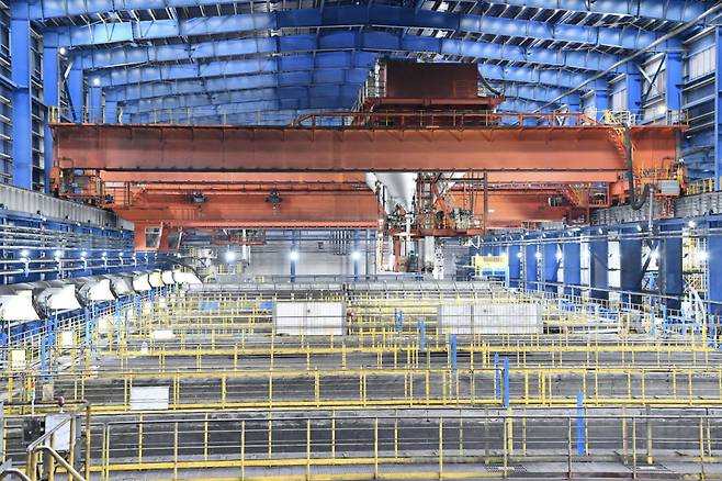 포스코퓨처엠 포항 인조흑연 음극재 공장 생산라인 모습(포스코퓨처엠)