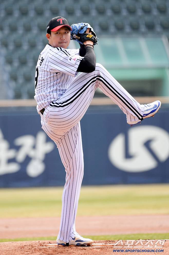 24일 잠실구장에서 열린 LG와 키움의 시범경기. LG 손주영이 역투하고 있다. 잠실=박재만 기자 pjm@sportschosun.com/2026.03.24/