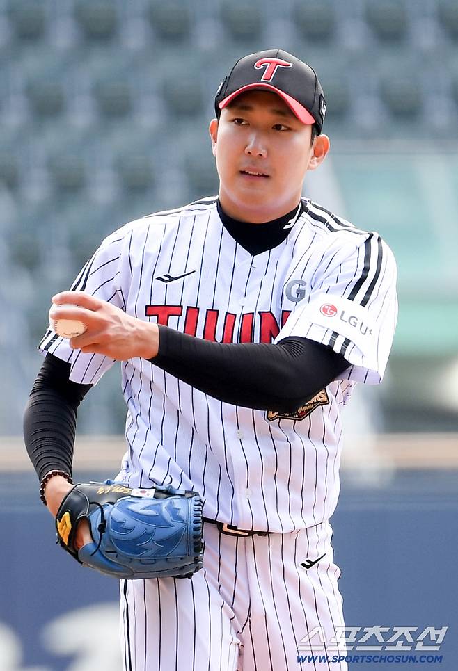 24일 잠실구장에서 열린 LG와 키움의 시범경기. LG 손주영이 역투하고 있다. 잠실=박재만 기자 pjm@sportschosun.com/2026.03.24/