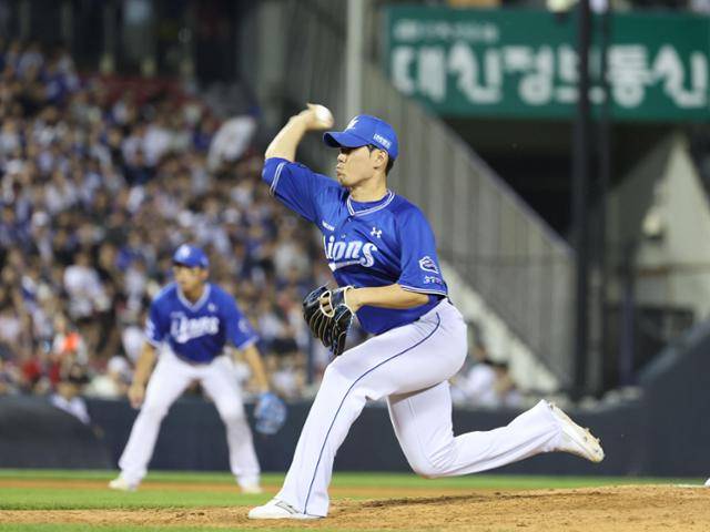 2024년 FA로 삼성 유니폼을 입은 김재윤. kt의 마무리였던 그는 삼성 이적 후 2시즌 동안 4점대의 평균자책점을 기록하며 기대에 미치지 못했다. 연합뉴스