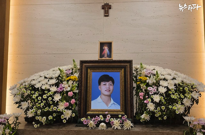 경기의료원 이천병원 장례식장 국화 7호실에 마련됐던 베트남 이주노동자 뚜안 씨의 빈소