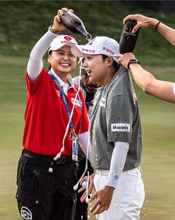 23일(한국시간) 미국 캘리포니아주 멘로파크 샤론하이츠 골프 앤드 컨트리클럽에서 열린 LPGA 투어 포티넷 파운더스컵 최종 라운드에서 김효주는 최종 합계 16언더파 272타를 기록, 넬리 코다를 1타 차로 제치고 우승했다. /사진=페이스북 캡처