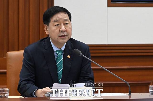 구윤철 부총리 겸 재정경제부 장관이 25일 오전 서울 종로구 정부서울청사에서 열린 국가창업시대 전략회의에 참석해 모두발언을 하고 있다. /김성렬 기자
