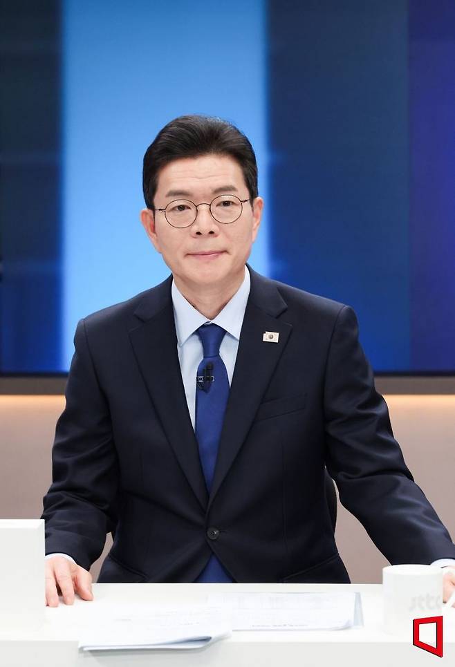 20일 서울 마포구 JTBC에서 더불어민주당 서울시장 예비경선 합동토론회가 열렸다. 이날 정원오 예비후보가 토론 시작을 기다리고 있다. 2026.3.20 국회사진기자단