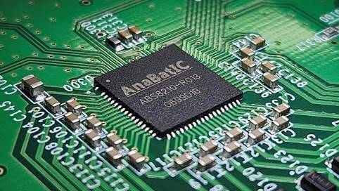아나배틱세미가 개발한 AFE IC ‘ABS8210’ 제품 사진. 아나배틱세미