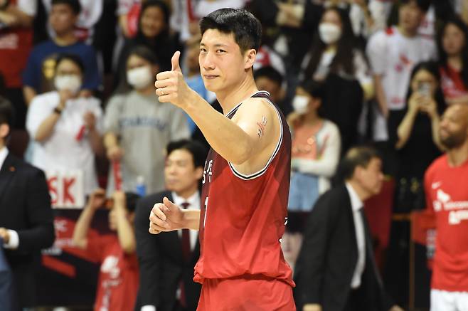 사진은 2022~23시즌 프로농구 챔피언결정전 7차전에 나선 양희종의 모습. 사진=KBL