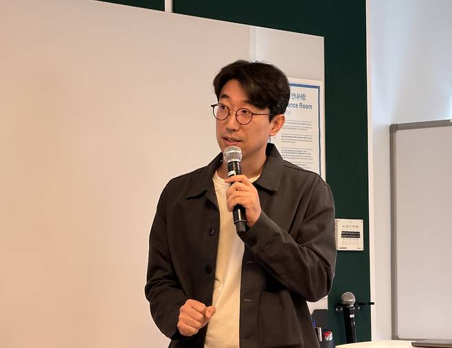 박대성 노션코리아 지사장 박대성 노션코리아 지사장이 25일 서울 강남구 오피스에서 기자간담회에서 발표하고 있다. [권하영 촬영. 재판매 및 DB 금지]