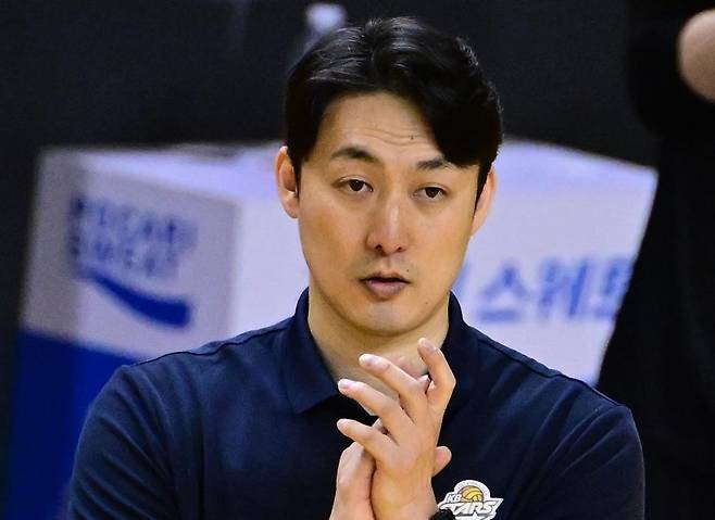 하현용 KB손해보험 감독 [한국배구연맹 제공. 재배포 및 DB 금지]