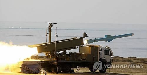 이란의 지대함 미사일 카데르 [EPA 연합뉴스 자료사진. 재판매 및 DB 금지]