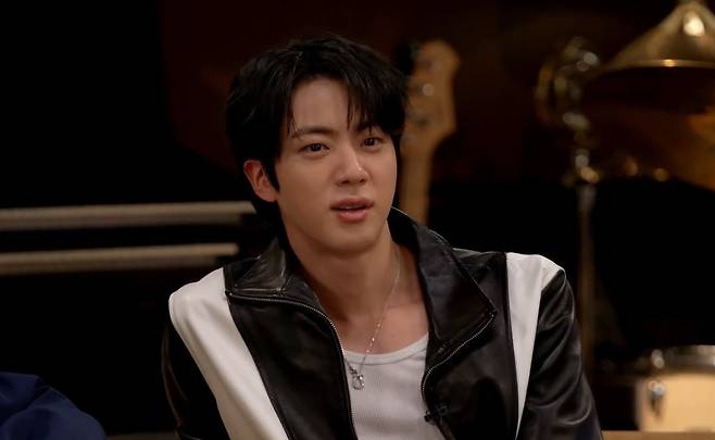 그룹 방탄소년단(BTS) 진. /위버스