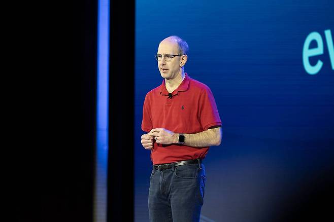 스콧 거스리 마이크로소프트 클라우드 및 AI 부문 수석 부사장 / 출처=IT동아