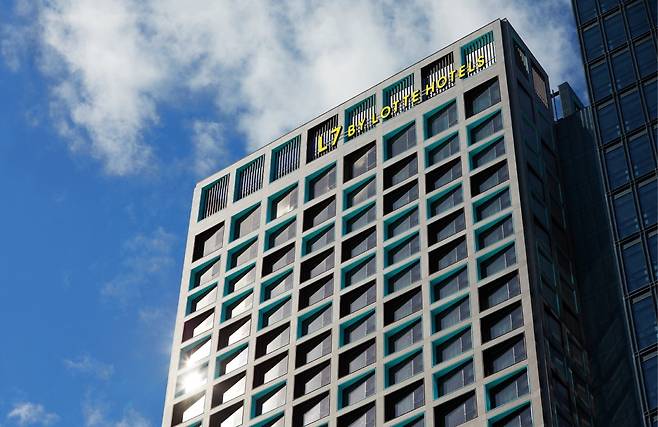 L7 광명 바이 롯데호텔 전경. 롯데호텔앤리조트가 기존 ‘테이크 호텔’을 리브랜딩해 소프트 오픈, 운영 중이다.    사진제공 ｜ 롯데호텔앤리조트