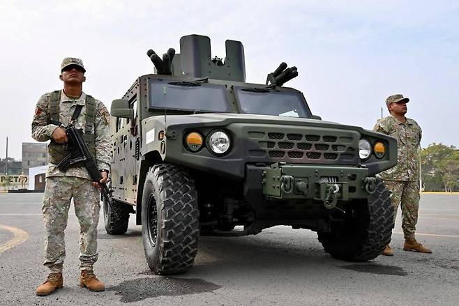 페루 육군은 최근 국내에서 생산된 기아의 KLTV143 10대를 인도받았다. (사진=페루 국방부)