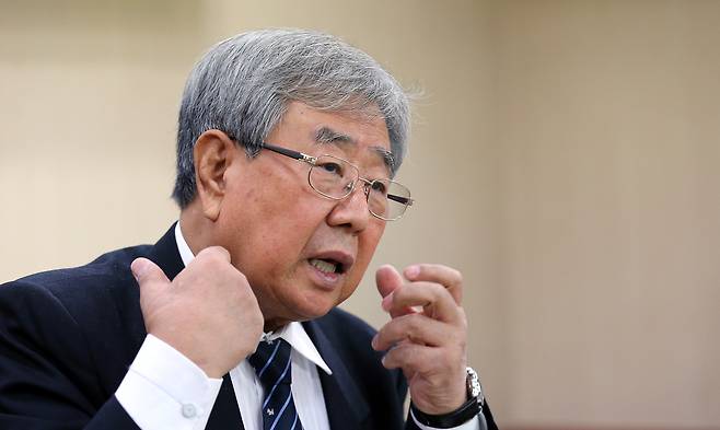 이근안 전 경감이 향년 88세 나이로 25일 숨졌다. [연합]