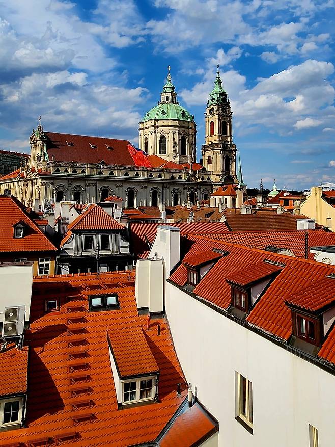 체코 프라하 미쿨라쉬 성당 탑.&nbsp;아르떼트래블 제공