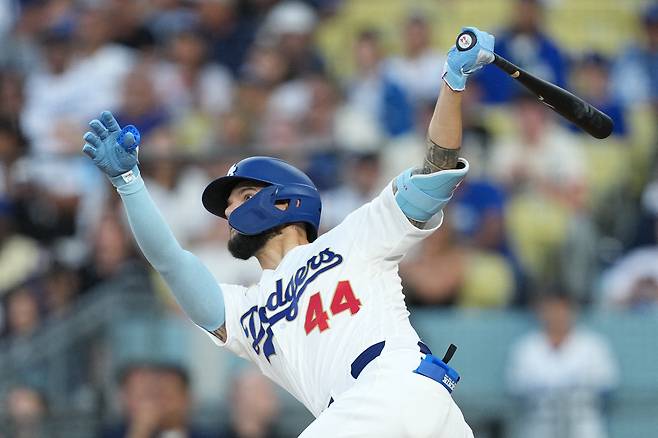 앤디 파헤스가 27일 미국 캘리포니아주 로스앤젤레스의 다저스타디움에서 열린 애리조나 다이아몬드백스와 2026 메이저리그 정규리그 홈경기에서 5회말 역전 스리런홈런을 치고 있다. 로스앤젤레스 | Imagn Images연합뉴스