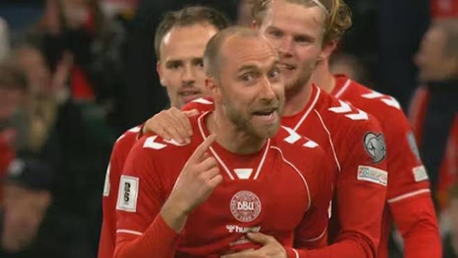 ▲ 북중미 월드컵에서 만날 첫 관문의 실체가 점점 또렷해지고 있다. 한국 상대로 덴마크, 체코, 아일랜드, 북마케도니아가 경쟁을 벌이는 가운데 덴마크가 북마케도니아를 꺾고 플레이오프 결승에 올랐다.