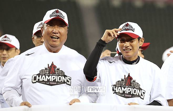 ▲ 차명석 단장 염경엽 감독 ⓒ곽혜미 기자