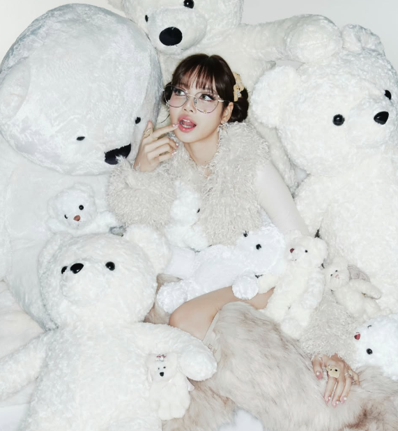 리사. 사진. | 리사 SNS