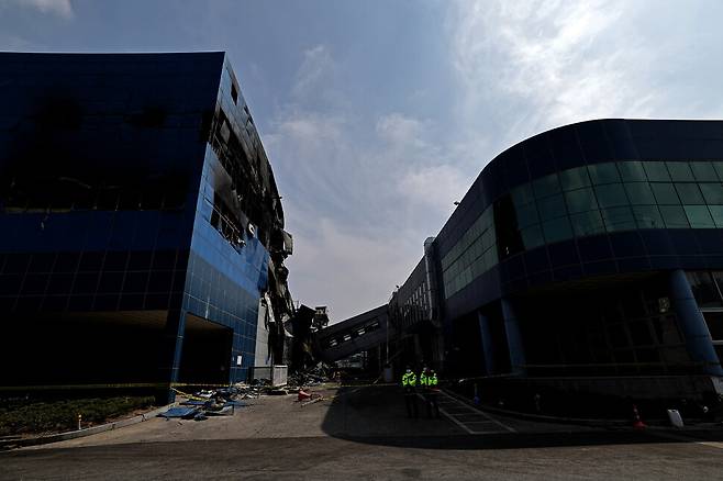 2026년 3월25일 오후 74명의 대규모 화재 사상자가 발생한 대전 대덕구 안전공업 들머리 모습.