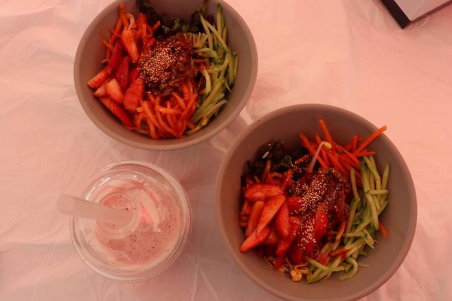 논산딸기축제 딸기비빔밥 / 사진= 문서연 여행+ 기자