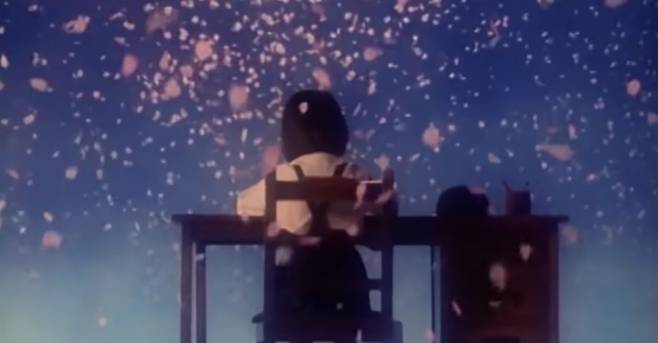 마츠토야 유미(松任谷由実)의 ‘봄이여, 오라’(春よ、来い)는 이미 사라져버린 시간과 그 안에 남겨진 감정을 환기하는 노래다. 작품은 계절의 도래를 노래하는 듯하지만 그 이면에는 돌아오지 않는 시간과 사라진 존재들에 대한 감각이 겹쳐져 있다. [뮤직비디오 캡처]