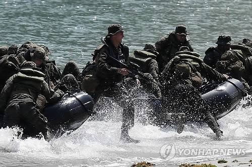 미 31해병원정대 훈련 모습 [EPA=연합뉴스 자료사진. 재판매 및 DB 금지]